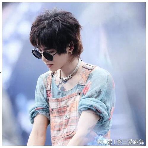 八卦娱乐圈爆料博主,揭秘明星幕后故事,独家爆料等你来探! 第3张 八卦娱乐圈爆料博主,揭秘明星幕后故事,独家爆料等你来探! 第3张