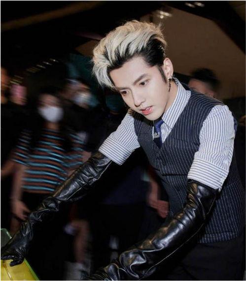 大瓜爆料许凯视频大全集,大瓜爆料背后的精彩瞬间 第2张 大瓜爆料许凯视频大全集,大瓜爆料背后的精彩瞬间 第2张